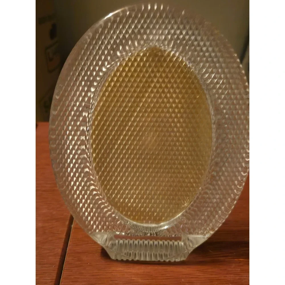 Vintage Clear Acrylic Oval Picture Frame Diamond Cut Textured Tabletop Decor